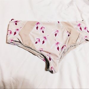 Acacia Bora Bora bottoms