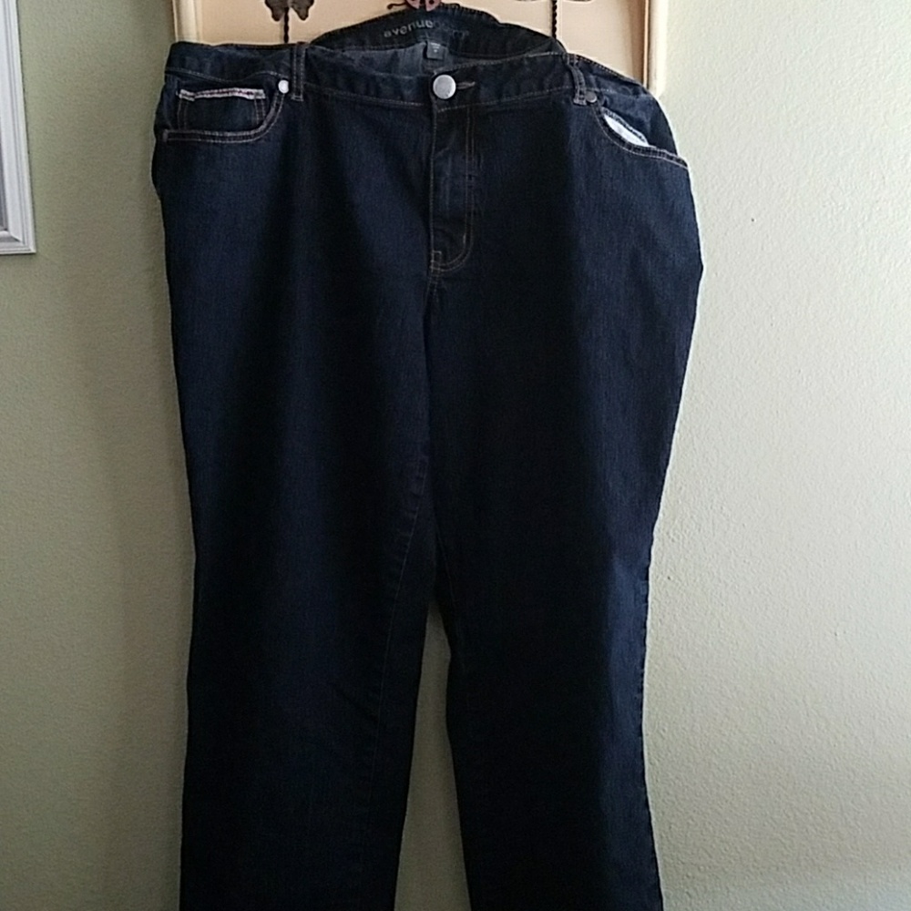 Dark blue avenue denim jeans