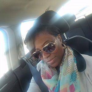 Meet your Posher, Annette