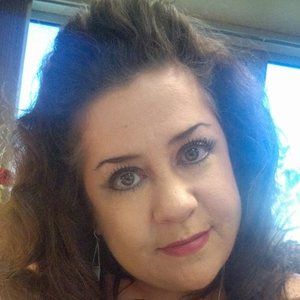 Meet your Posher, Laurie