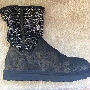 Ugg Boots, Black/Gold, size 10, worn once