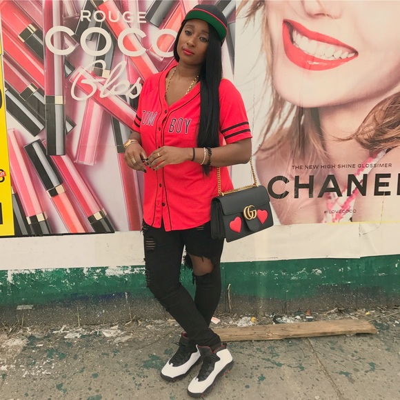 💁🏾‍♀️MEET YOUR POSHER: RACHEL!!! :)💁🏾‍♀️ - Picture 15 of 17