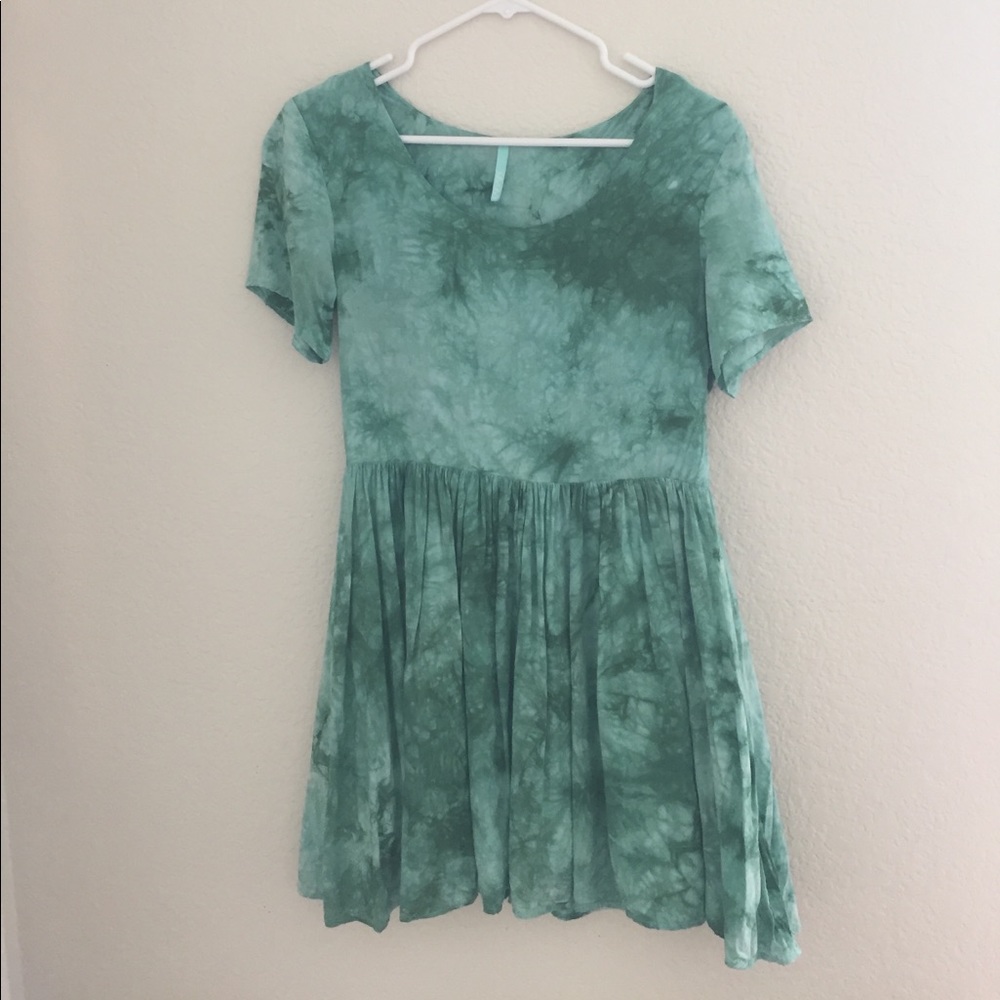 Green tie dye dress