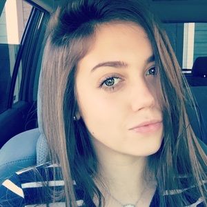 Meet your Posher, Anastasia