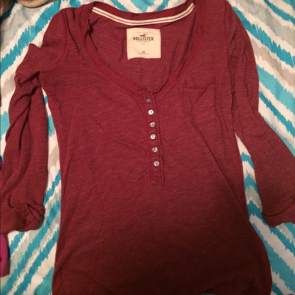 hollister tee