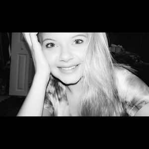 Meet your Posher, Kiley