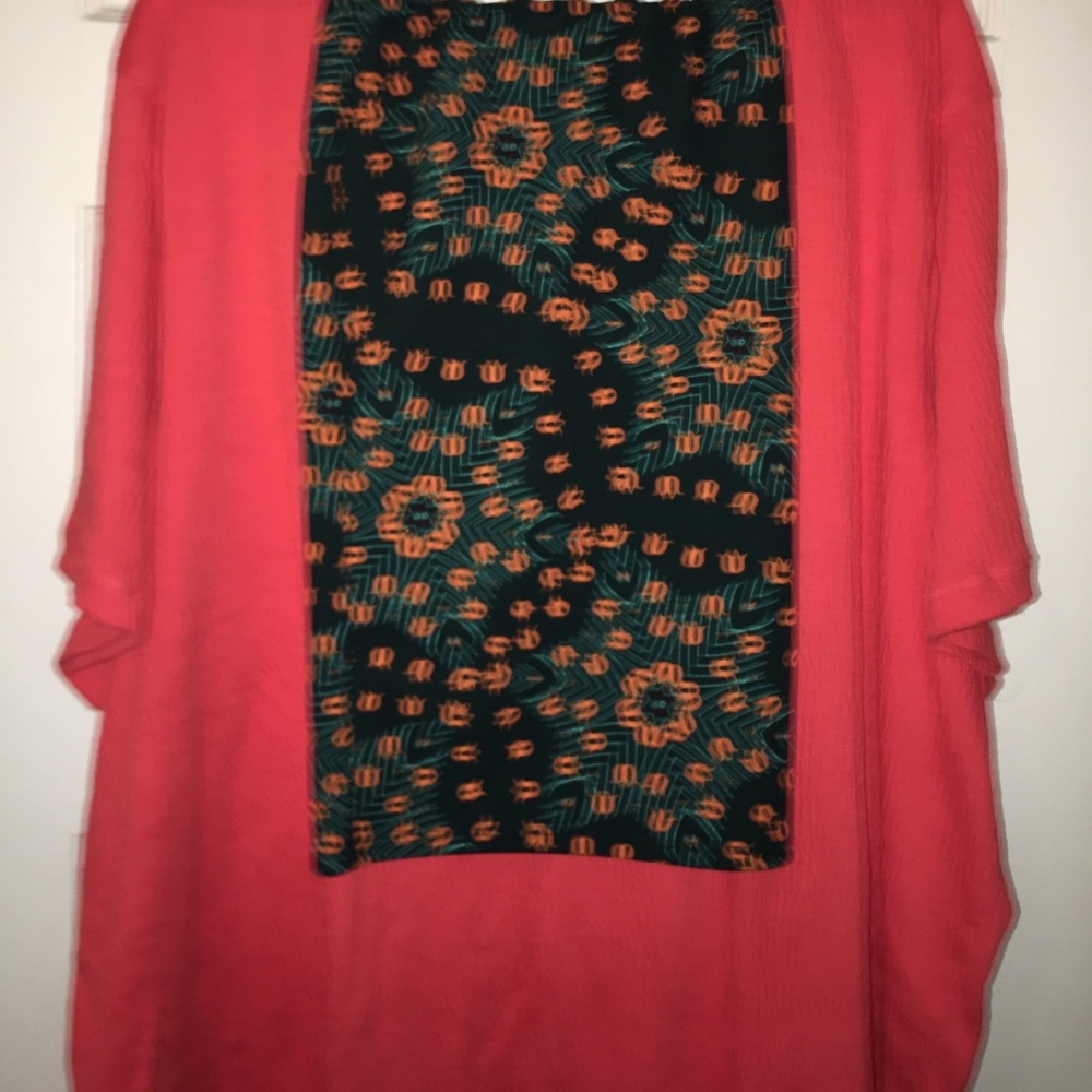 Lularoe cassie skirt and a pretty top