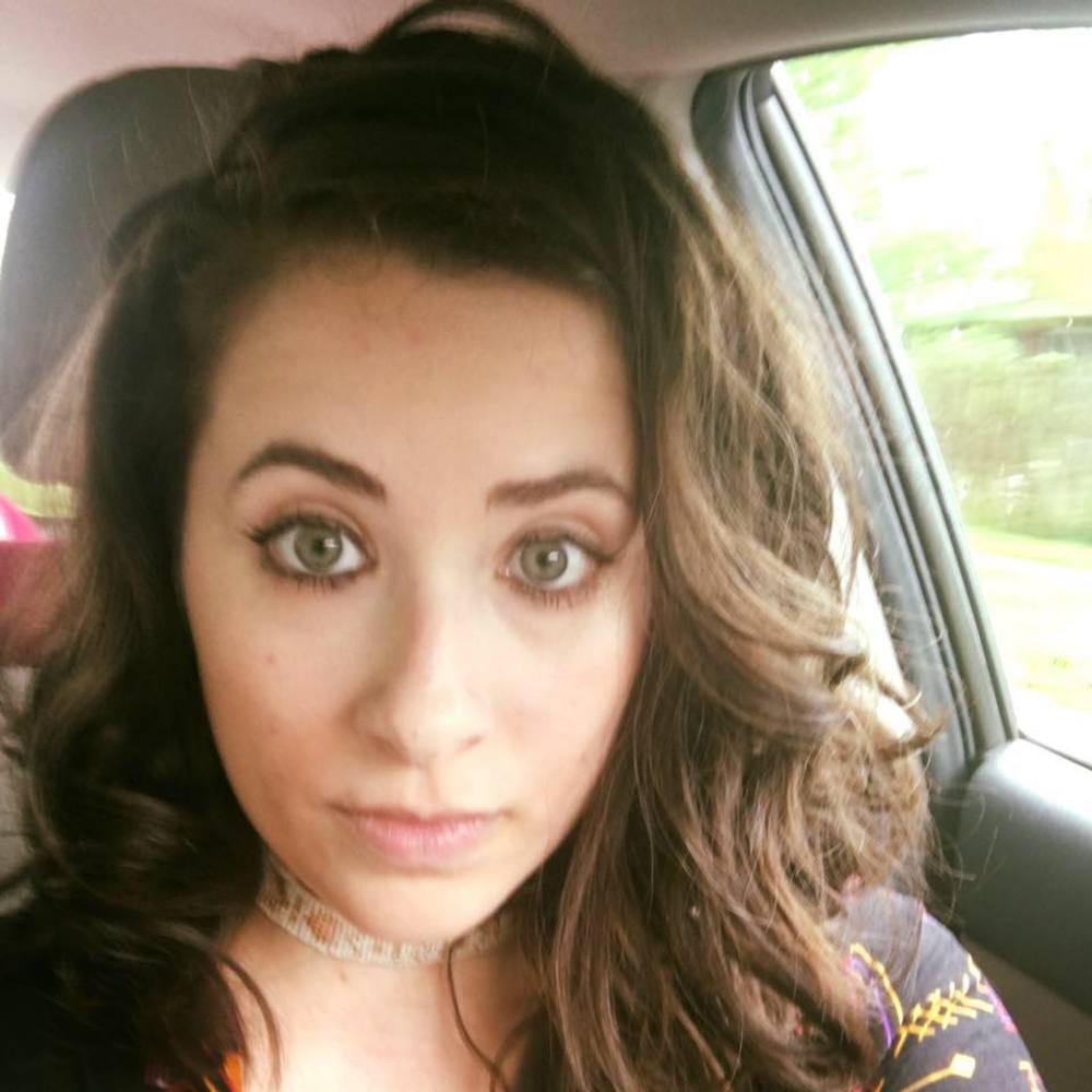 Meet your Posher, Pamela