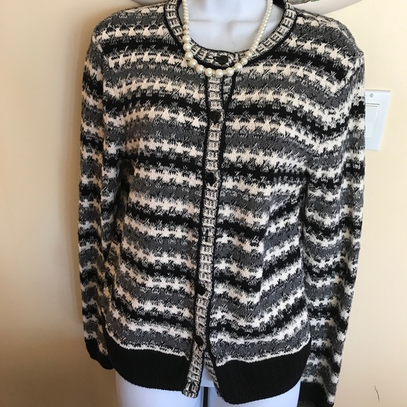 Talbots Cardigan ❤️❤️ - Picture 4 of 8