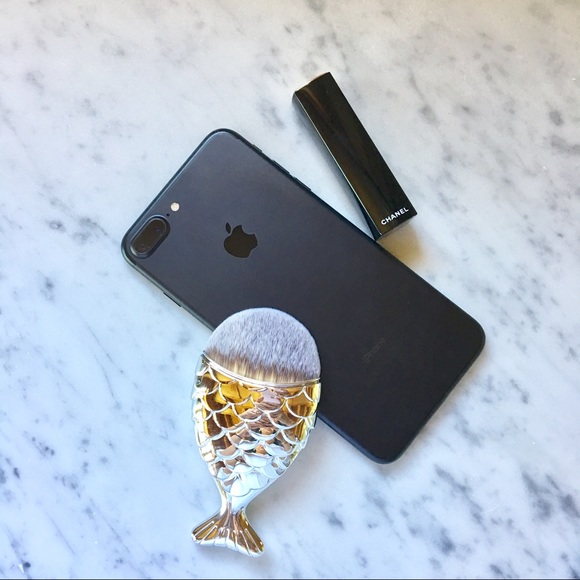 Mermaid Brushes 3 for $12 - Picture 6 of 8