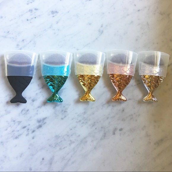 Mermaid Brushes 3 for $12 - Picture 7 of 8