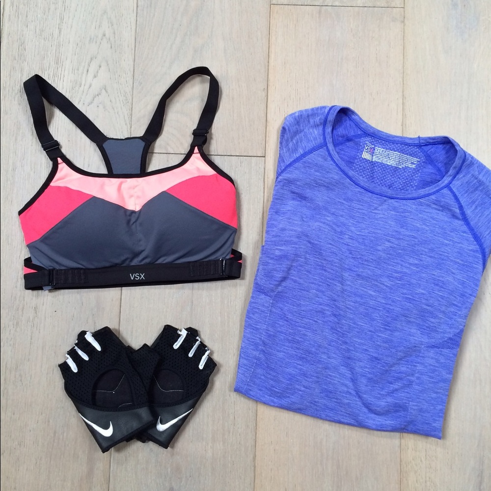 Victoria's Secret • Adjustable Sport Bra 32C