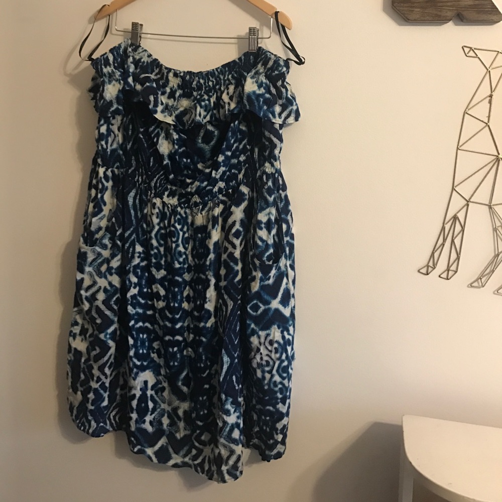 Torrid size 4 tube top dress! With pockets!