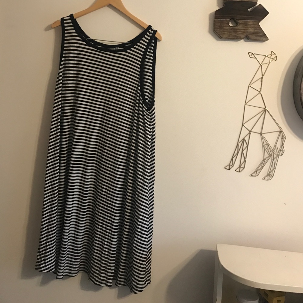 Old navy size XXL striped dress!