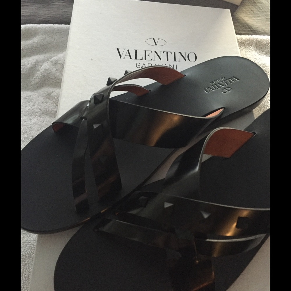 Valentino Garavani black sandals