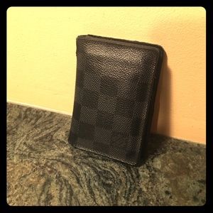 Black Louis Vuitton Wallet