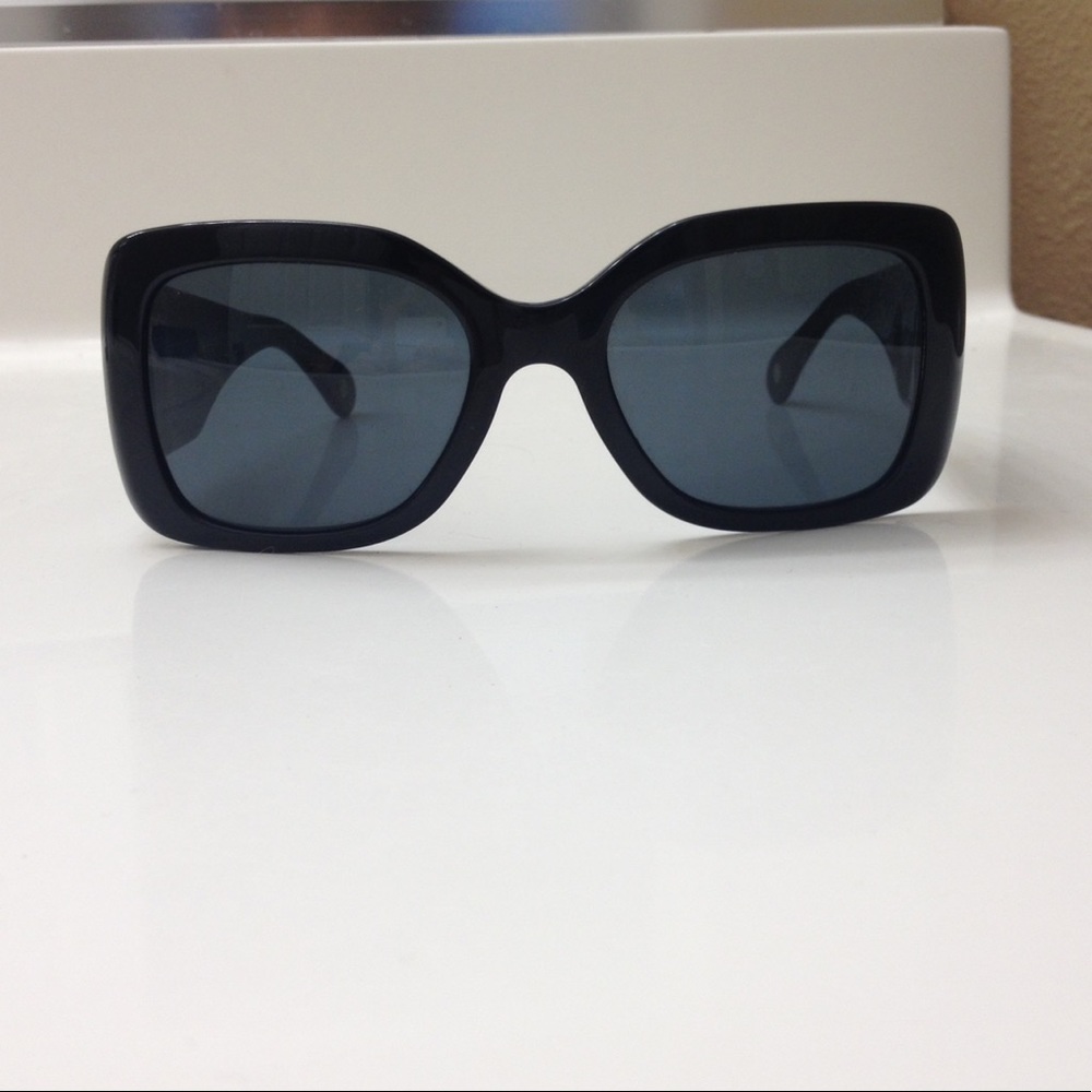 AUTHENTIC Chanel sunglasses FINAL PRICE