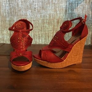 Qupid Red Wedge Size 9