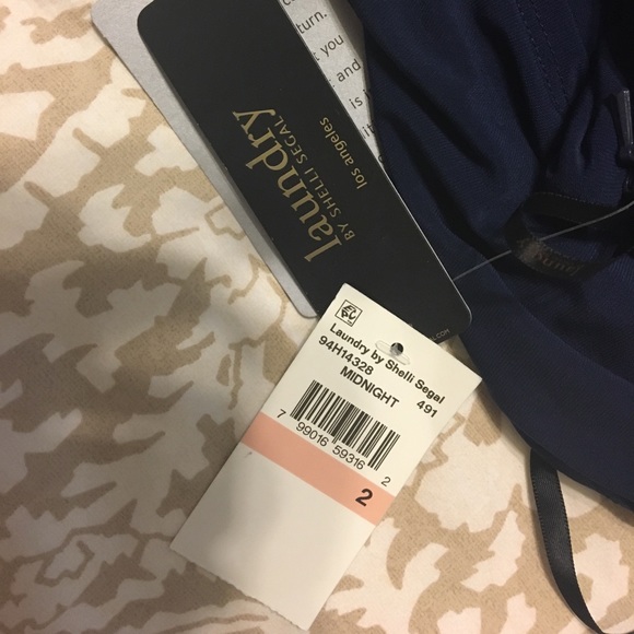 SOLD-Navy dress- laundry by Shelli Segal - Picture 7 of 8