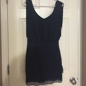SOLD-Navy dress- laundry by Shelli Segal