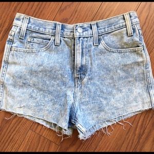 Levi's high waisted shorts