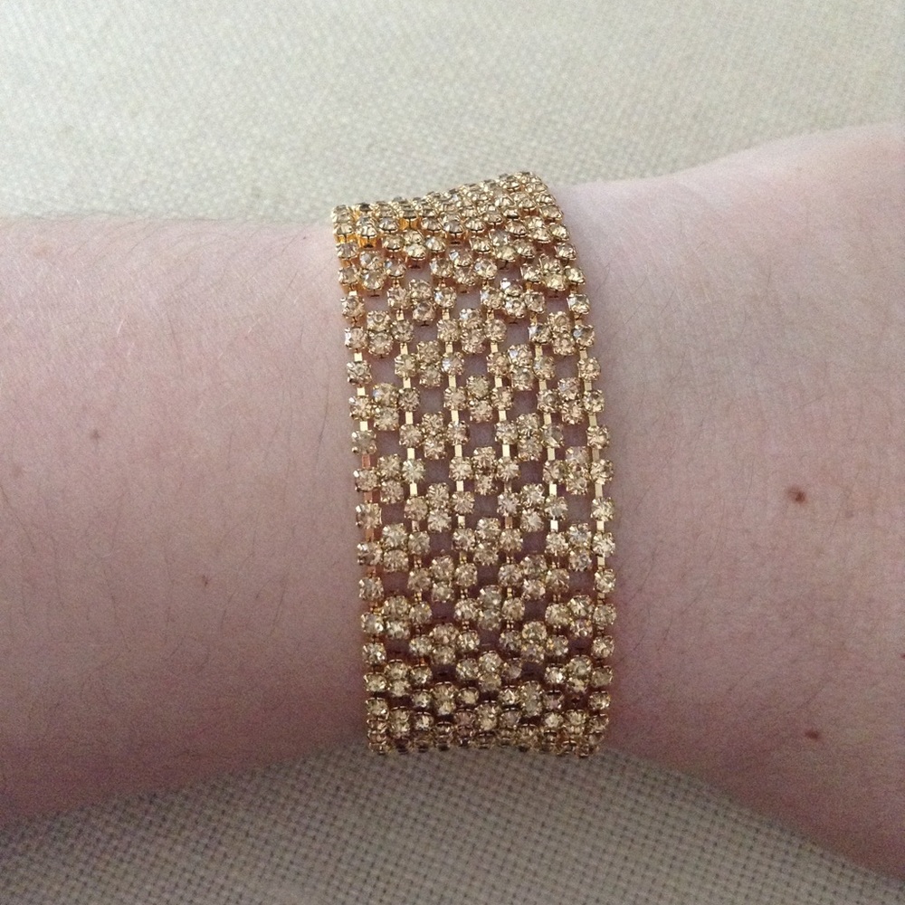 Crystal Bracelet 71/2inches