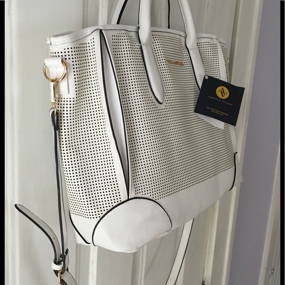 Adrienne Vittadini Handbags - Adrienne Vittadini Cross Body Tote
