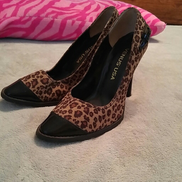 Venus USA Leopard Print 4" Heels Size 6 - Picture 1 of 5