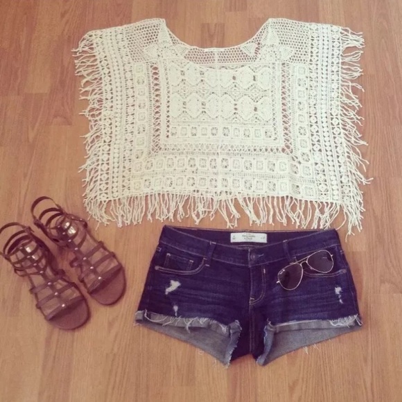 Last 1! May & July Top Crochet Fringe Sheer Boho - Picture 2 of 7