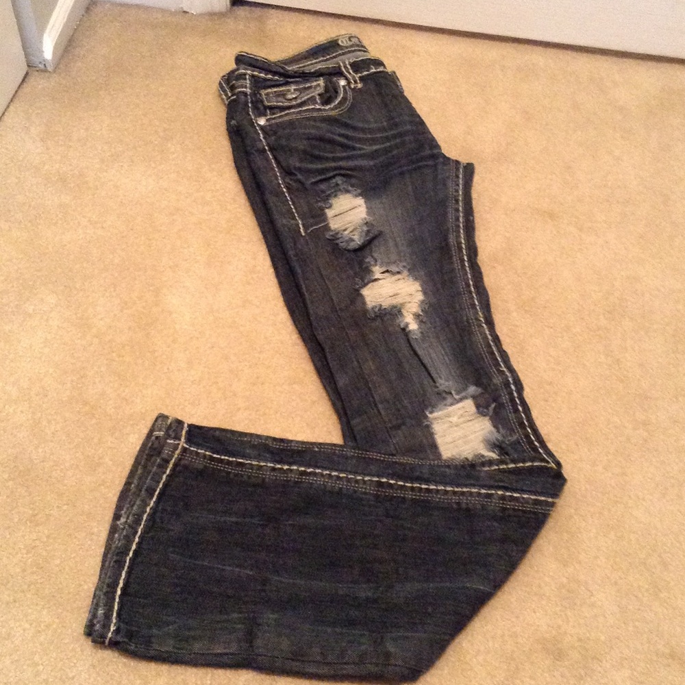 High quality Ardn B distressed jeans w rhinestone