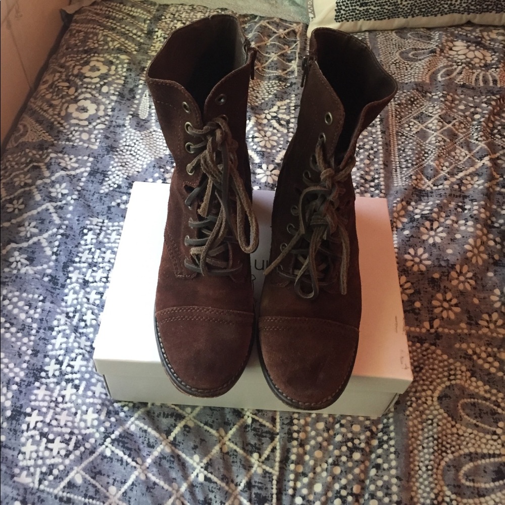 Steve Madden boots