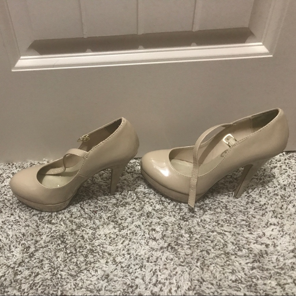 Nude heels