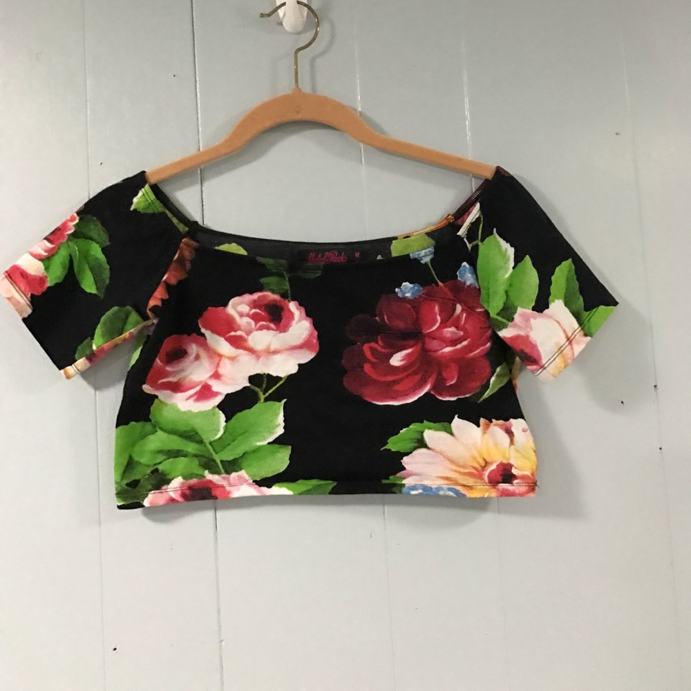 Cute floral crop top