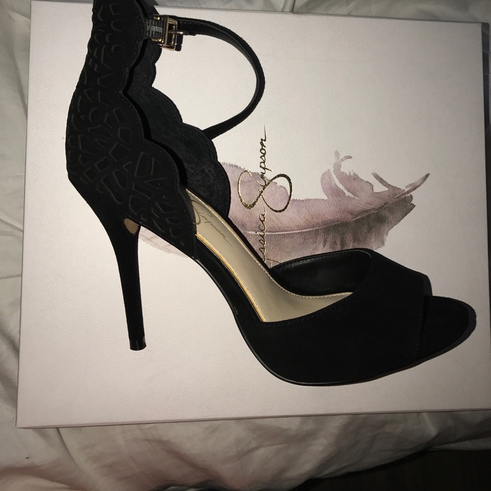 Jessica Simpson heels