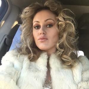 Meet your Posher, Ressa