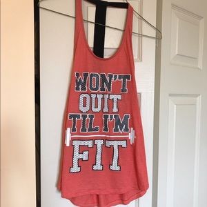 Workout tank "Won't Quit", size M