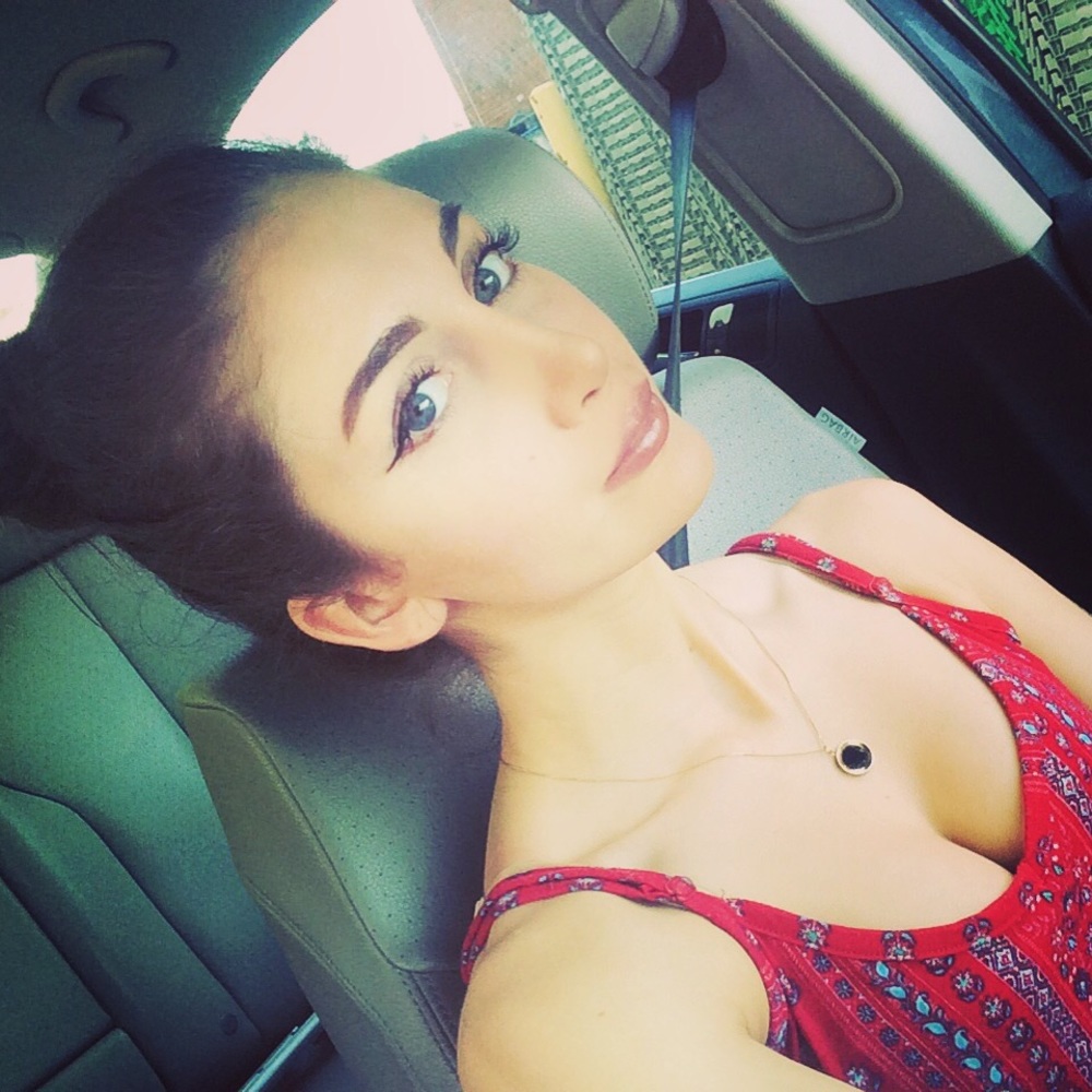 Meet your Posher, Megan