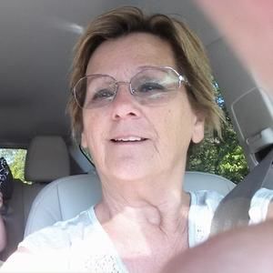 Meet your Posher, Regina