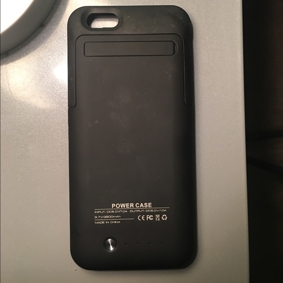 iPhone 5 charging case - Picture 1 of 2