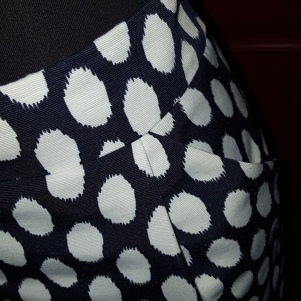 Skirt - Picture 2 of 3