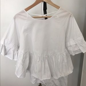 Flowy ruffle shirt, cropped