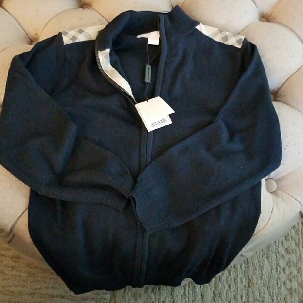 Burberry navy blue sweater 6 boys