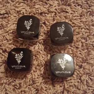 Set of 4 mineral pigments