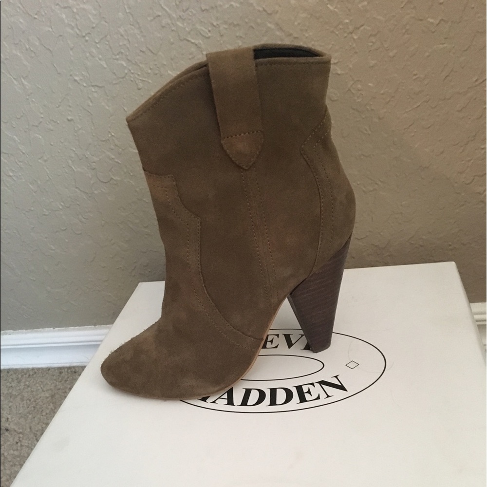 Steve Madden size 6.5 never used