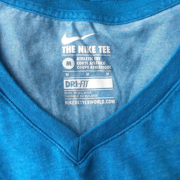 Nike workout Tee bundle! - Picture 5 of 7