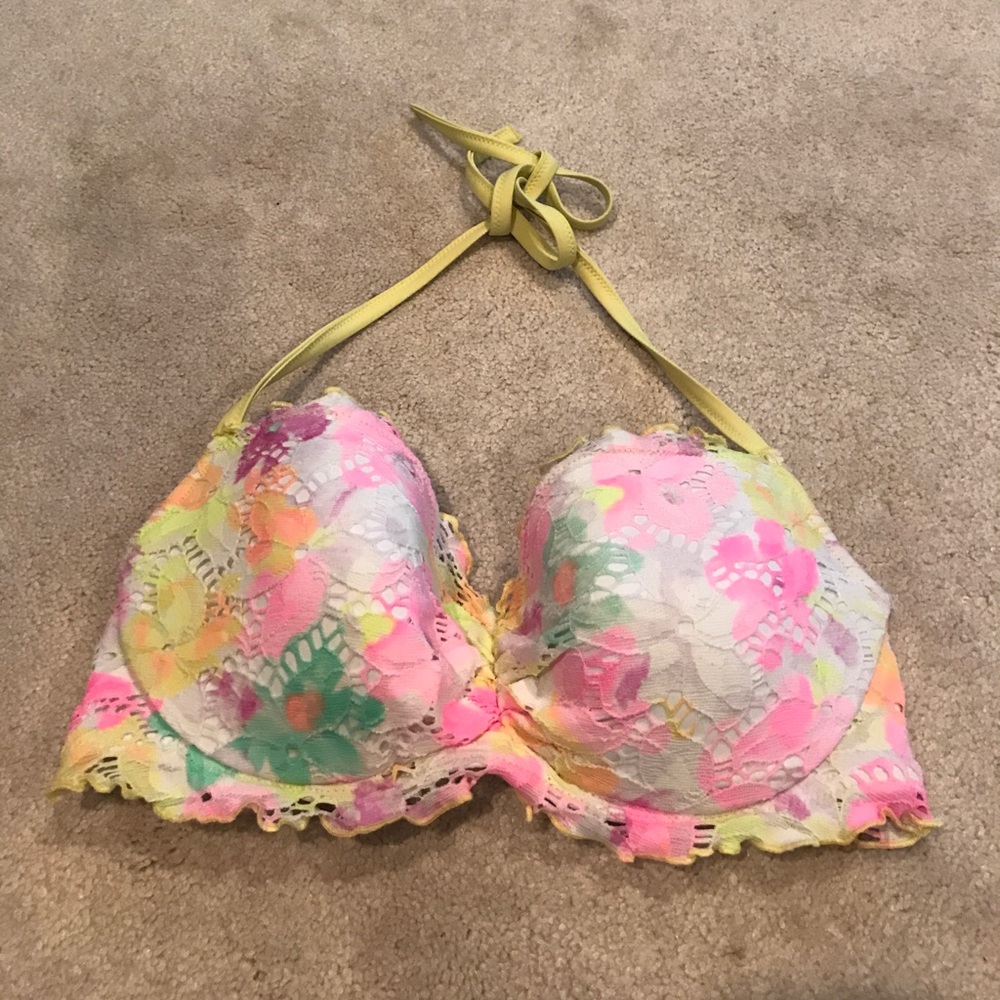 Victoria secret gateway halter flower top