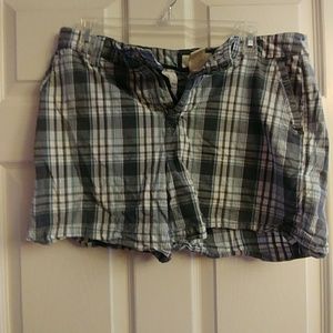 Ladies Blue Plaid Sz 12 shorts