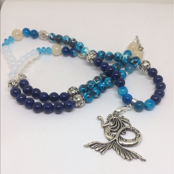 🐬🧜🏻♀️LARGE MERMAID ON A BEADED NECKLACE - Picture 6 of 8