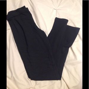 Detailed Leggings