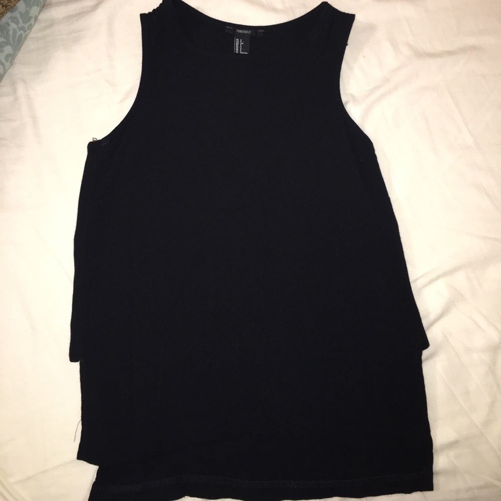 Forever 21 tank top.